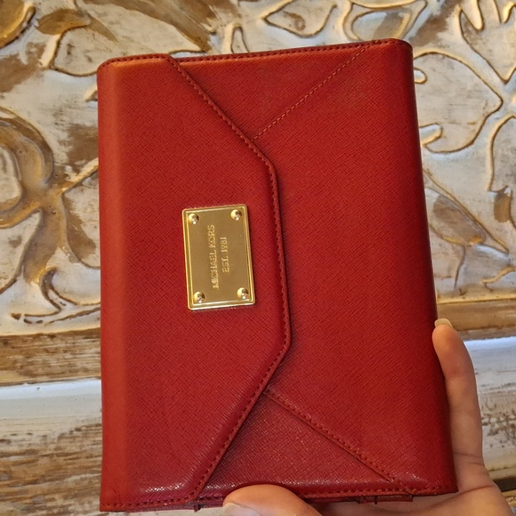 MICHAEL KORS Apple Ipad Mini Red Saffiano Leather Clutch Display Case.  - Picture 6 of 16
